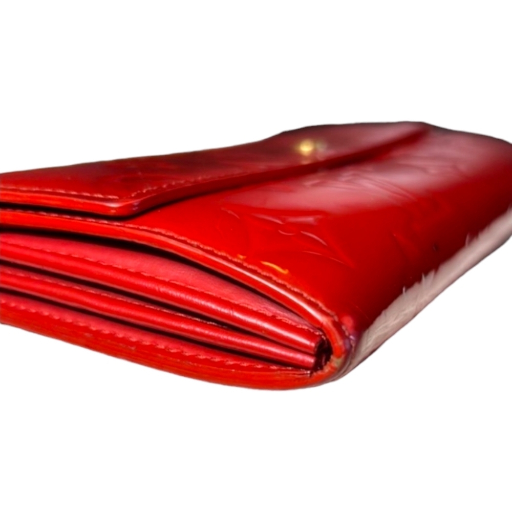 Louis Vuitton Glossy Red Wallet - Picture 3 of 11